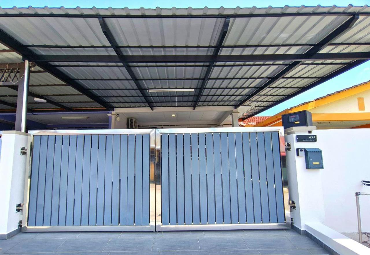 Newcastle Seri Impian Snooker Ping Pong Neflix Kluang Exterior foto